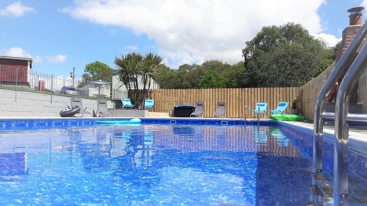 Greenways Valley Holiday Park Great Torrington Exterior photo
